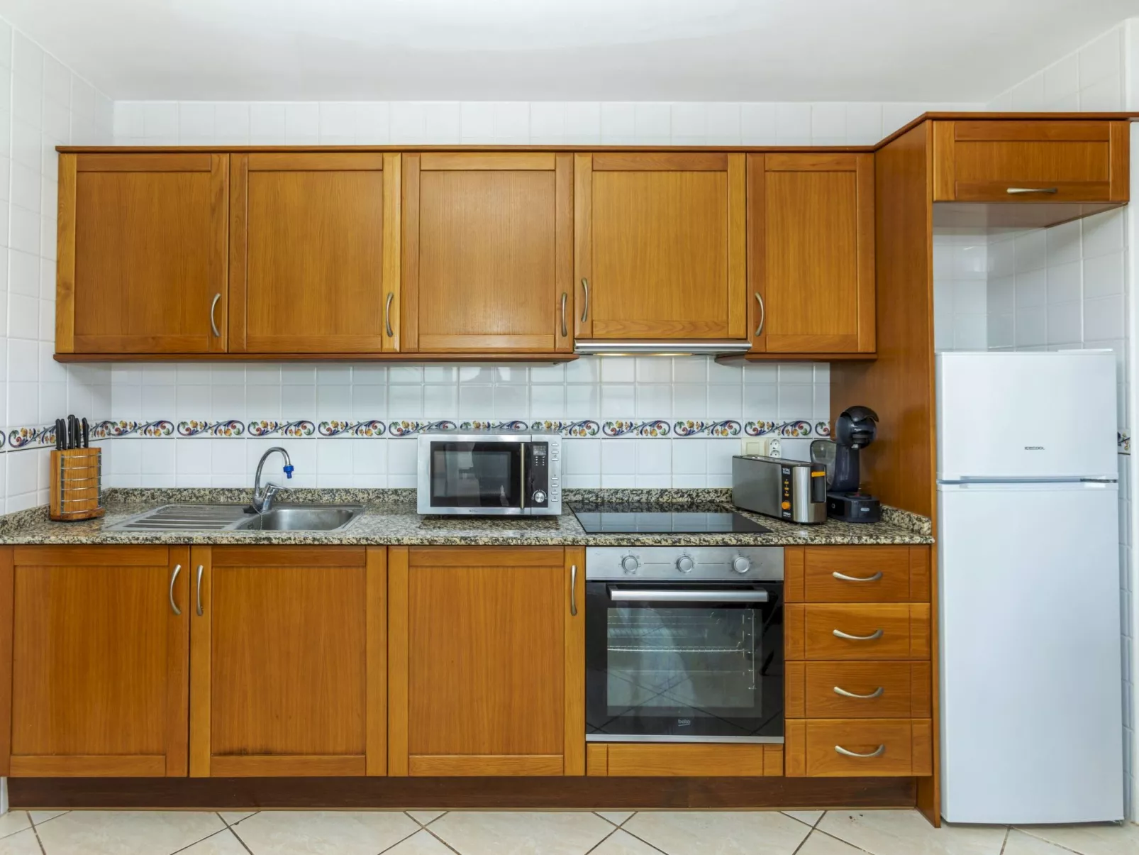 Montemar II - Binnen