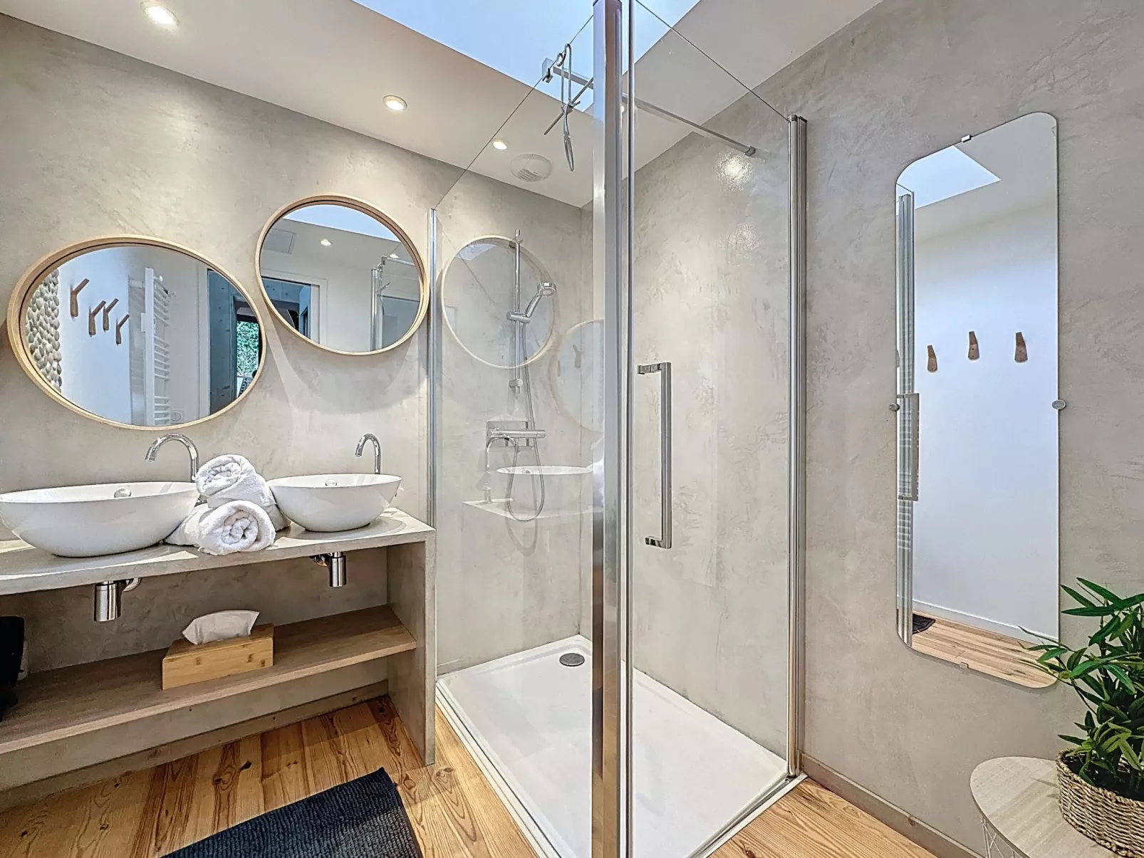 Le Saint Gilles - Binnen