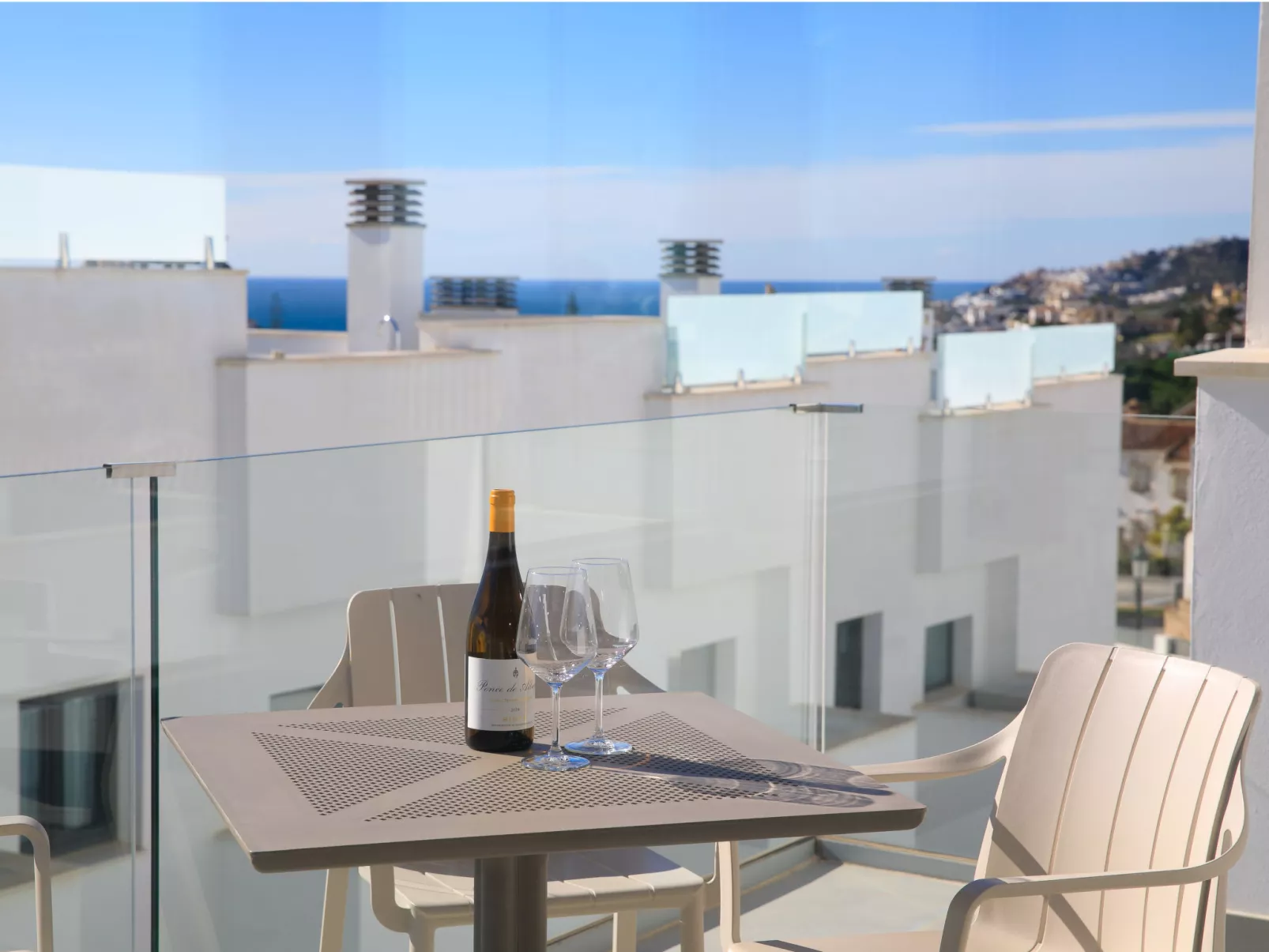 Nerja centrally located - Buiten