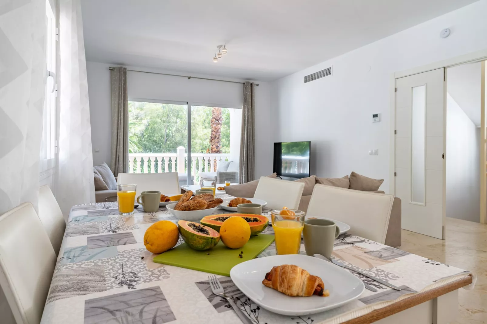 CT 196 - Faro's Villa Horizonte - Benalmadena - Beach Golf & Pool - Eetkamer