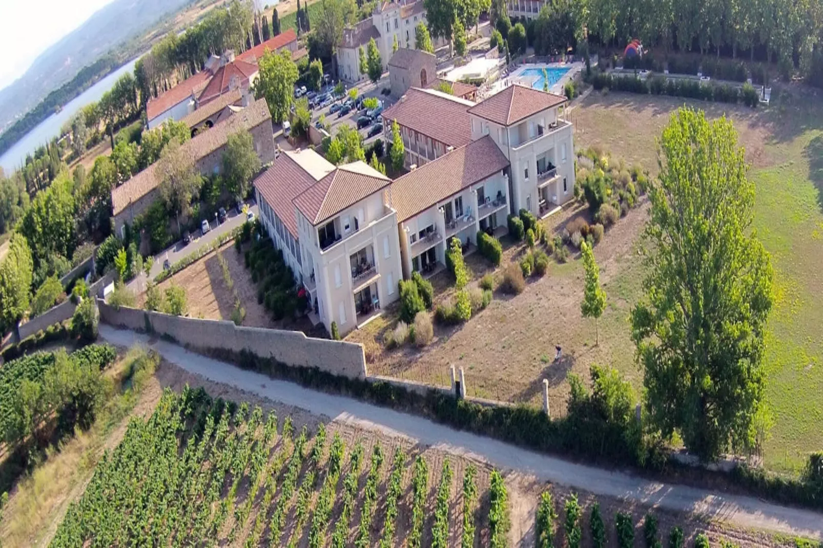 Résidence du Château de Jouarres - Azille // Apt Mezzanine 4 pers - Gebieden zomer 5km
