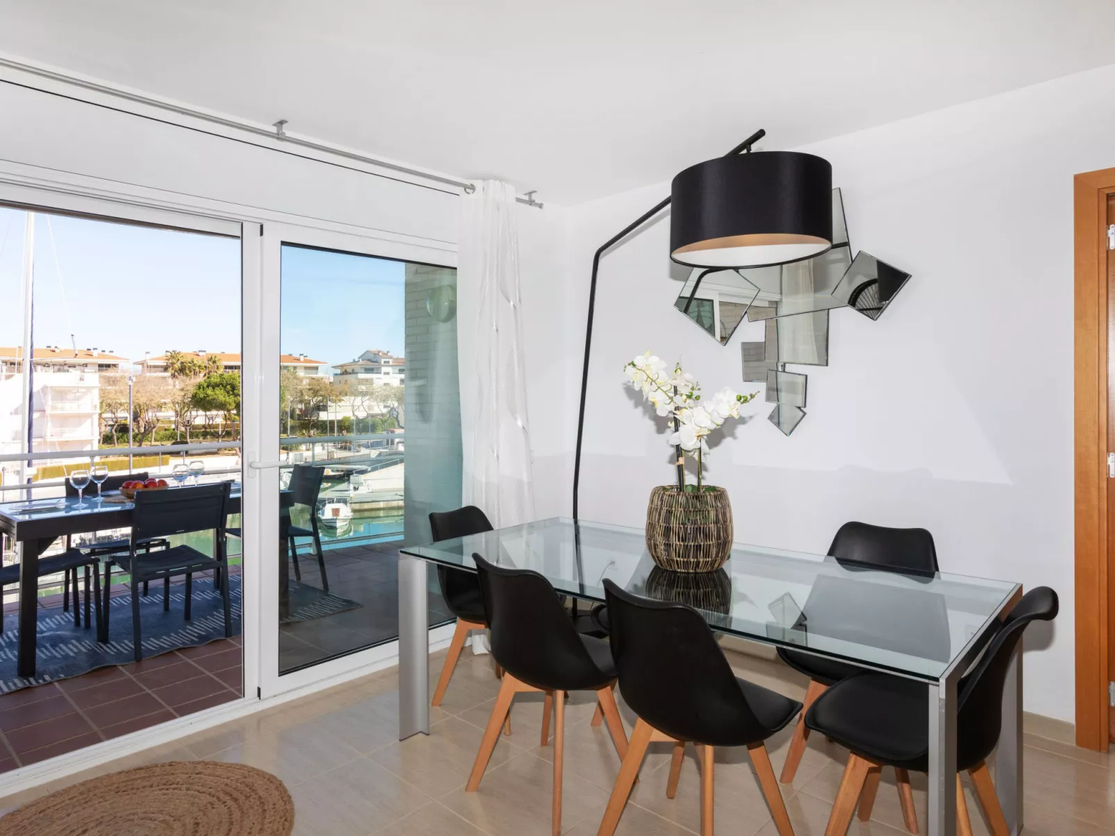 Punta Prima - Binnen