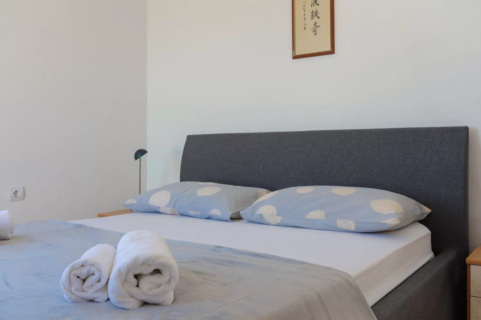 Apartment Perina - Comfort Two Bedroom Apartment with Terrace and Sea View - Slaapkamer
