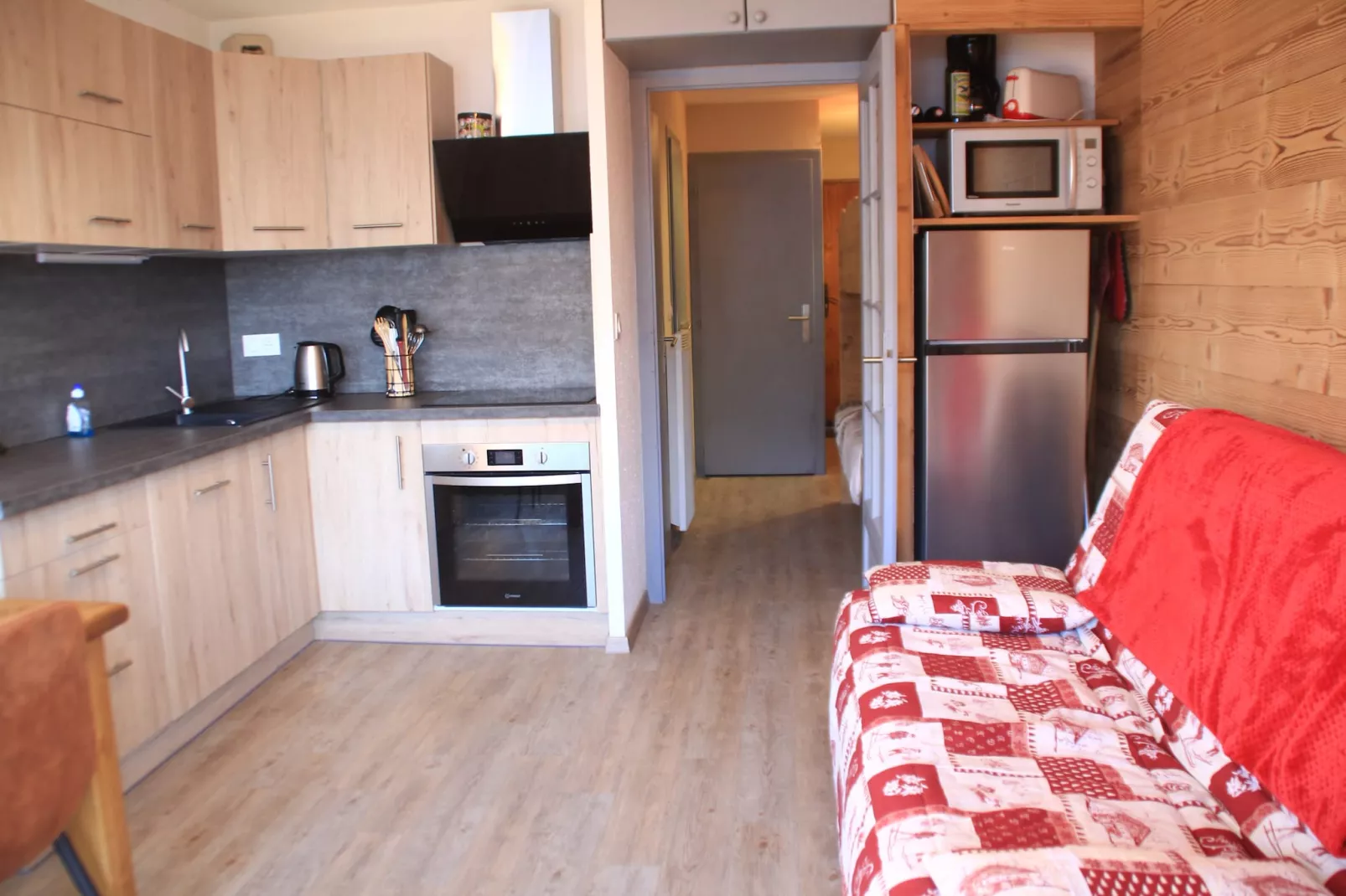 Joran JR6 MOUNTAIN & NATURE 4 Pers. - Woonkamer