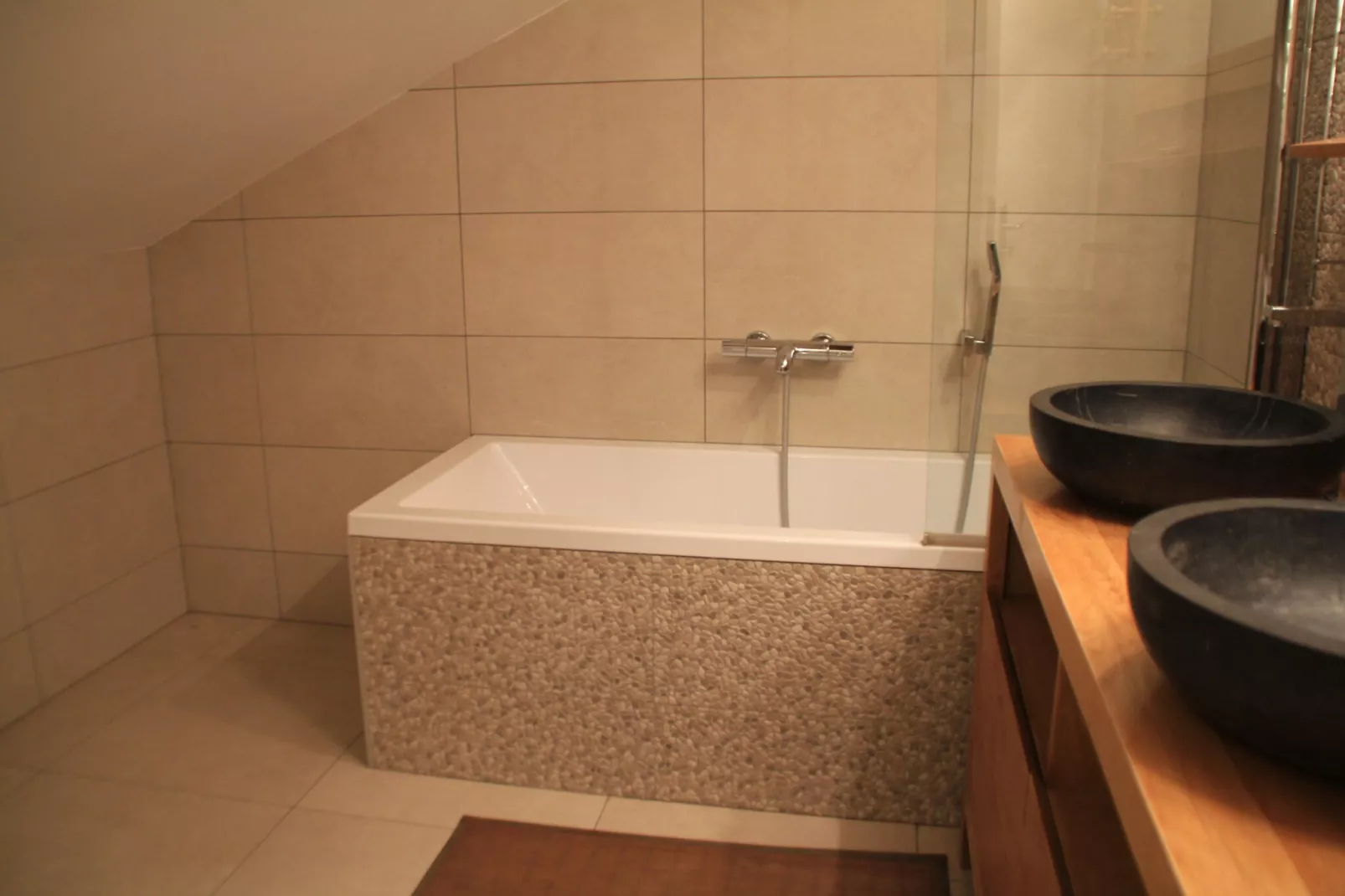 SOLDANELLES SD18 CENTER & MODERN 8 Pers. - Badkamer