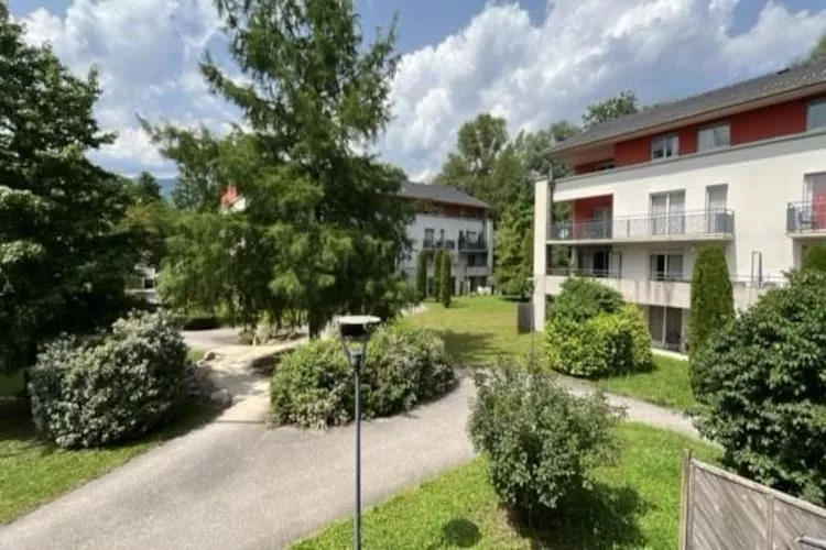 Adonis Divonne-les-Bains Park side Studio - Buitenkant zomer