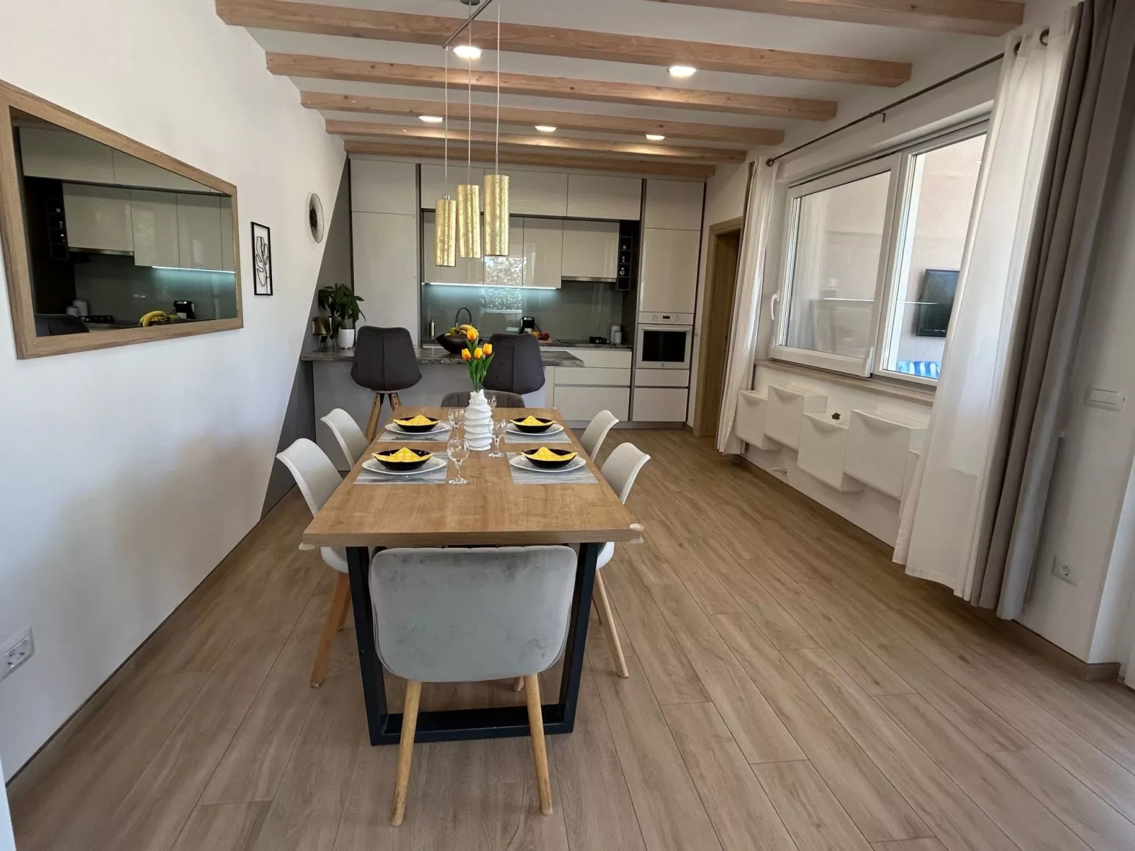 Diva mit privatem Pool - Binnen