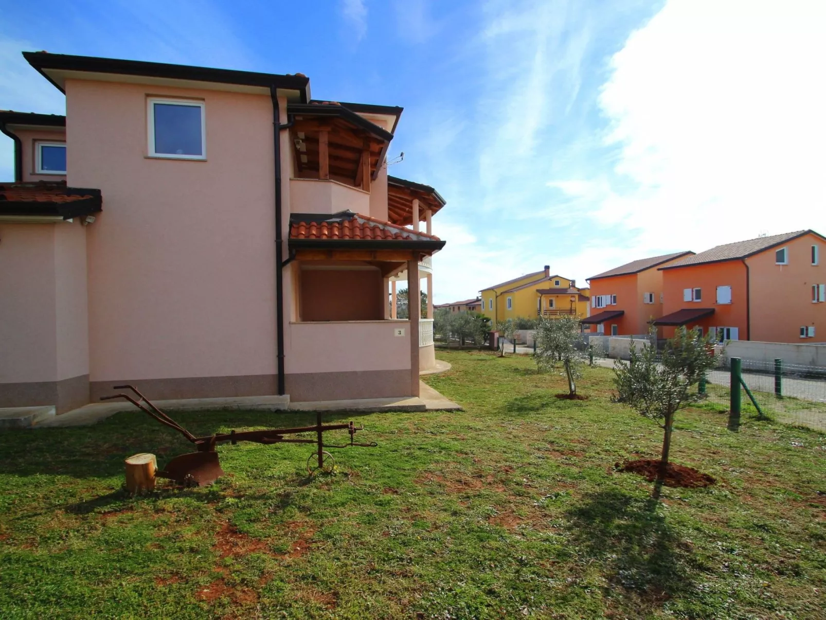 Mit Terrasse für 4 Personen - Buiten