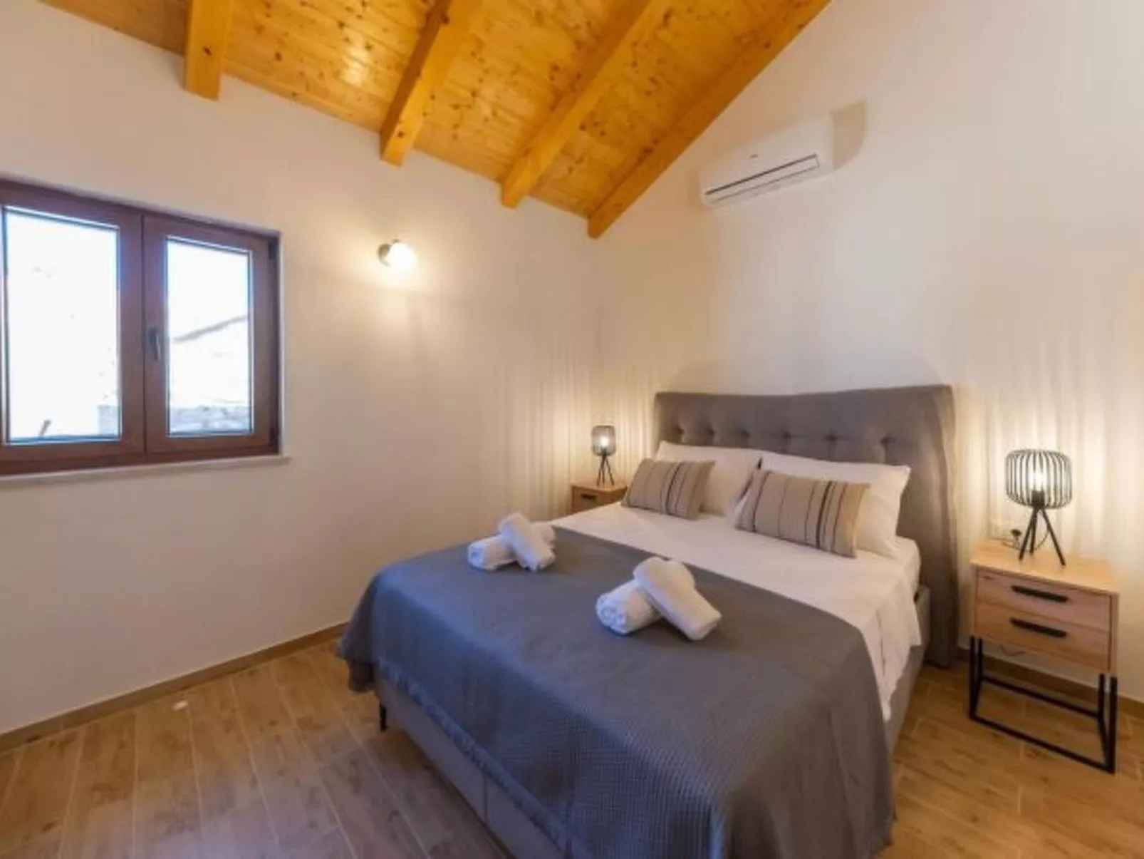 Stone villa Marita with pool - Image-tags.info