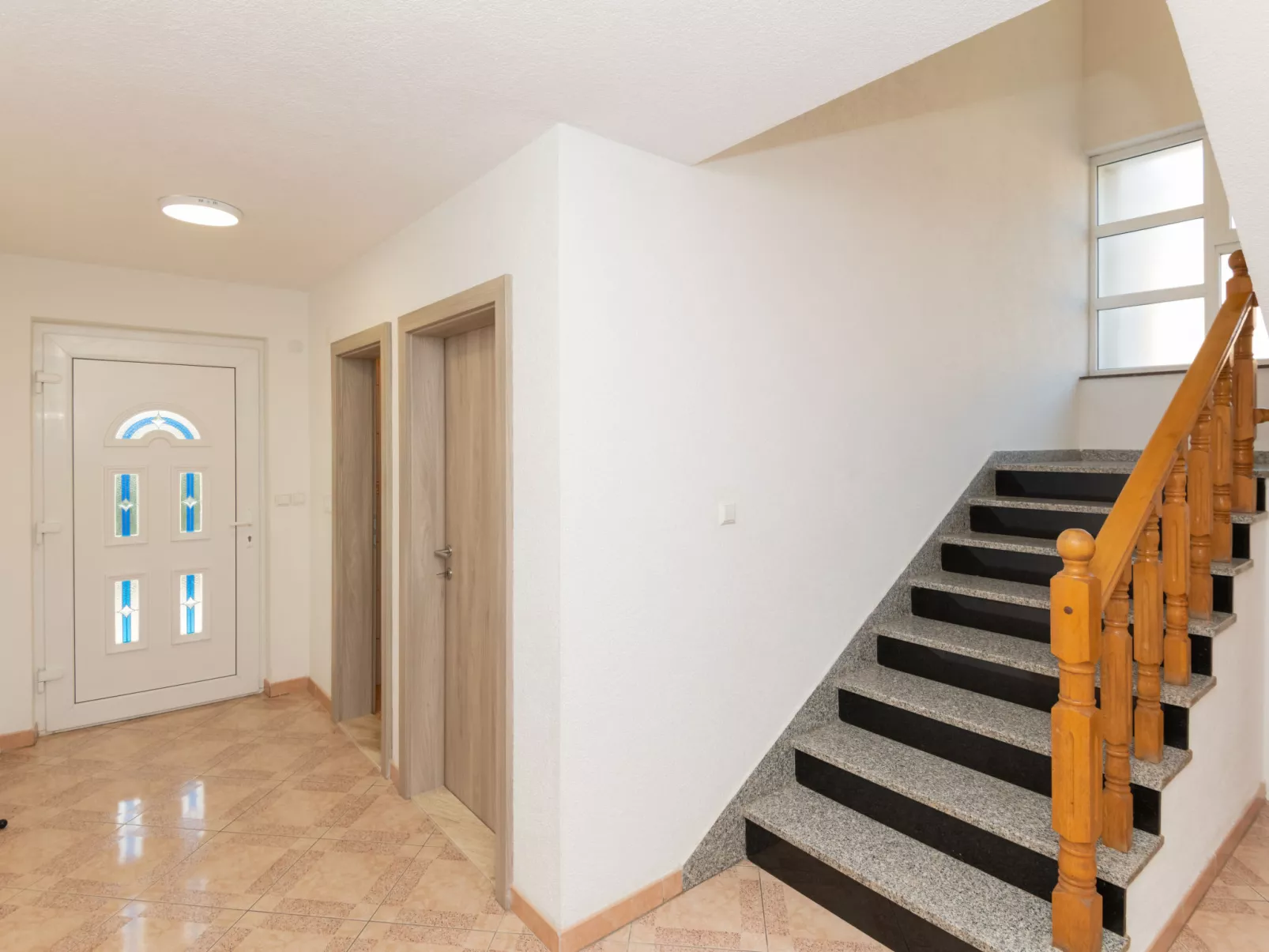 Matanovi dvori - Binnen