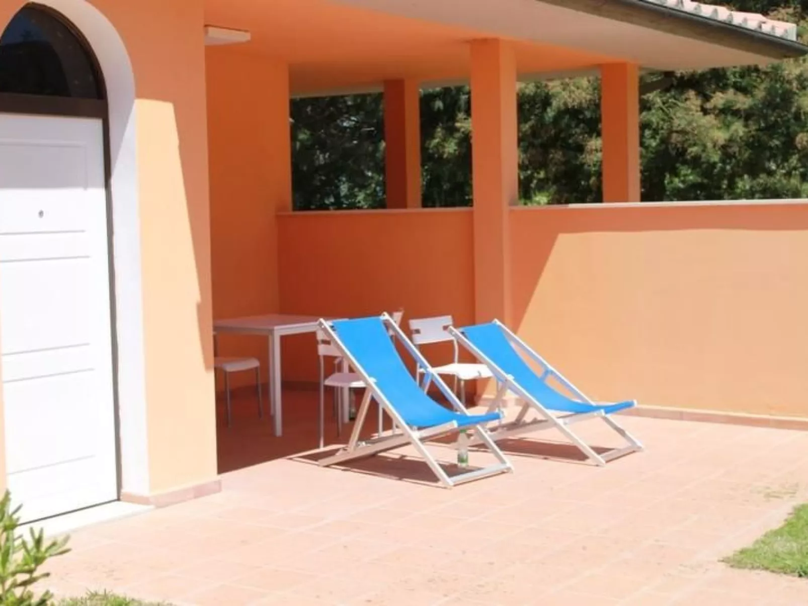 Unterkunft mit AC, Terrasse, in Residenz, Schwimmbad - Image-tags.info