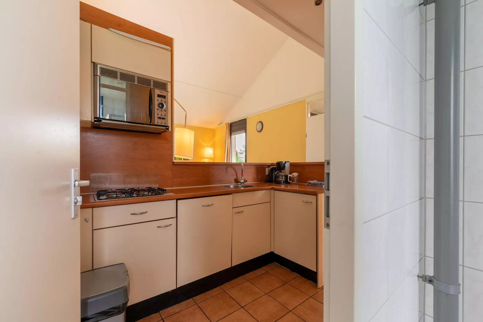 Gelijkvloerse vakantiewoning 6 pax property nr 55-Keuken