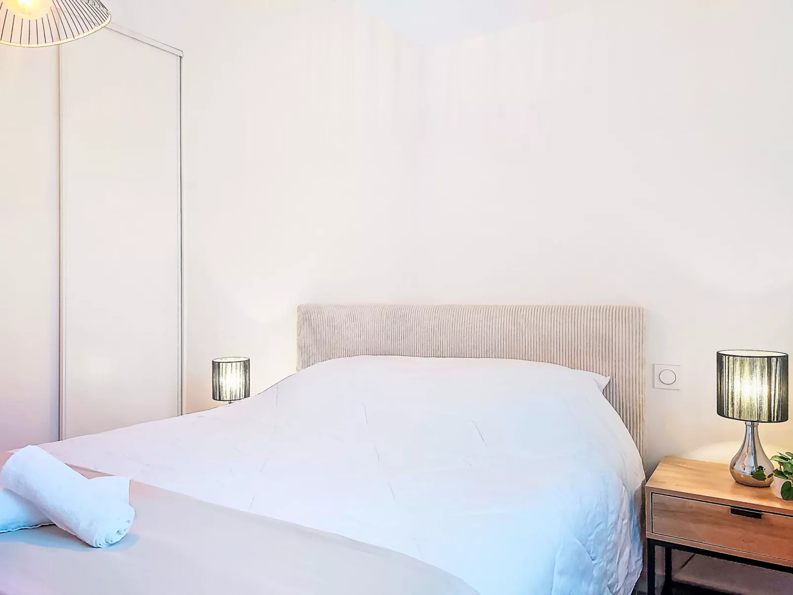 Les Cariatides 6 - Binnen