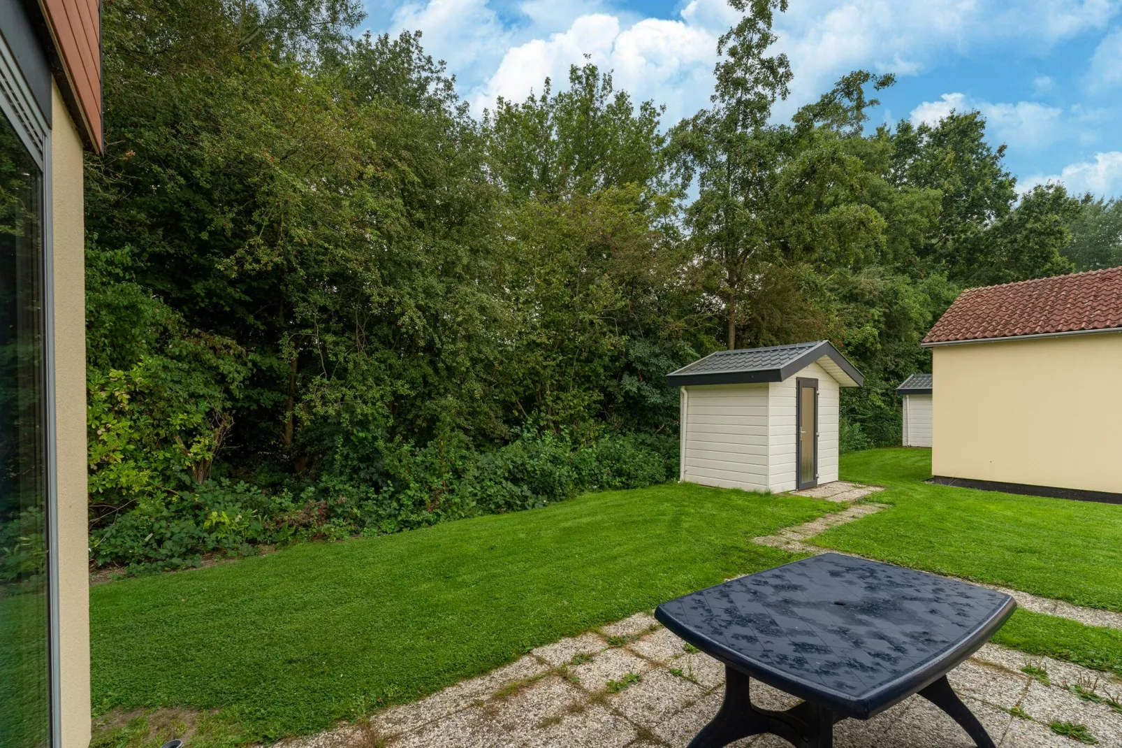 Gelijkvloerse vakantiewoning 6 pax property nr 55-Terrasbalkon