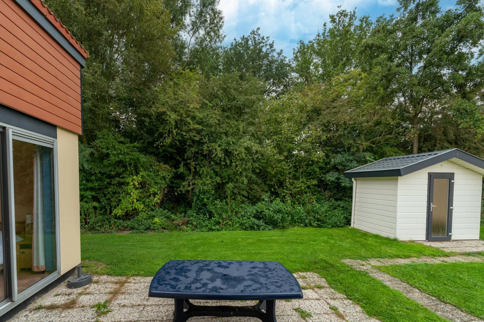 Gelijkvloerse vakantiewoning 6 pax property nr 55-Tuinen zomer