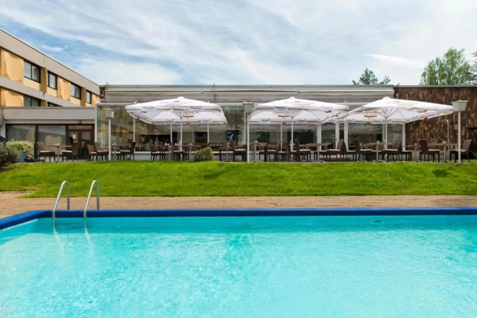 Standard Twin Room - Zwembad