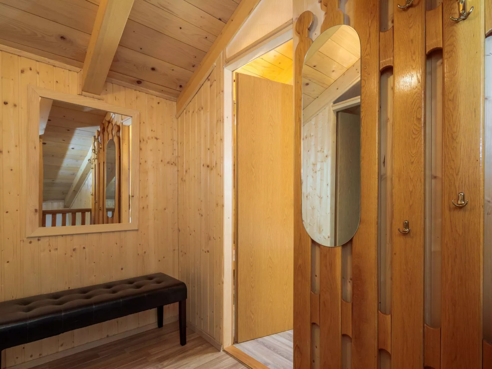 Villa Mystic Woods mit Pool - Binnen