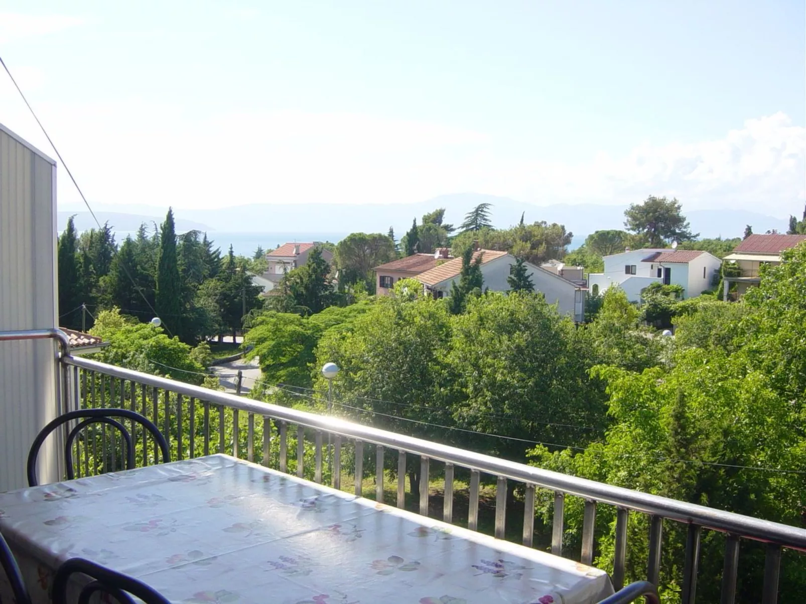 Schöne und moderne, voll ausgestattete Wohnung in ruhiger Lage - Image-tags.info