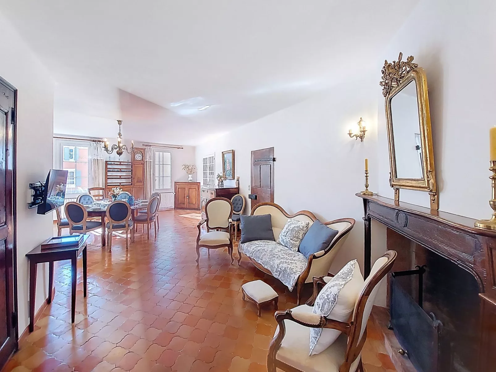 L ancien Hôtel Creste - Binnen