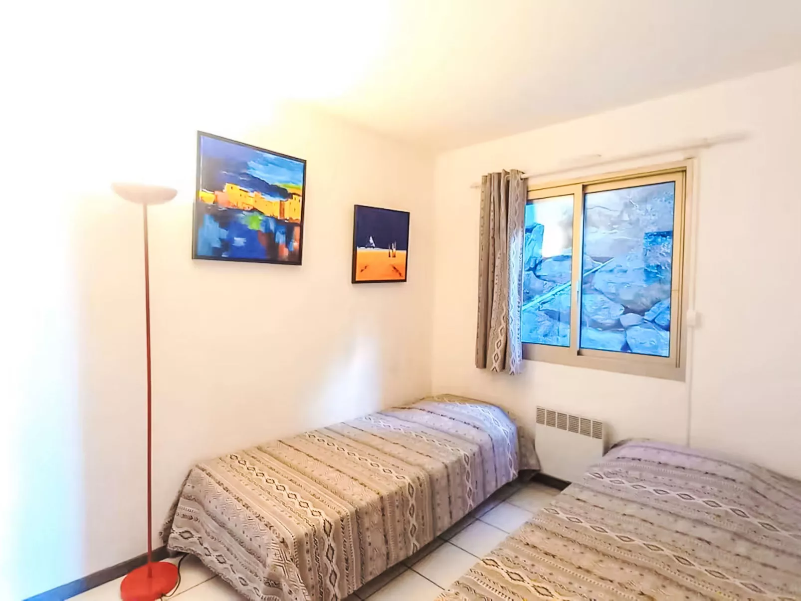 Les Mandariniers - Binnen