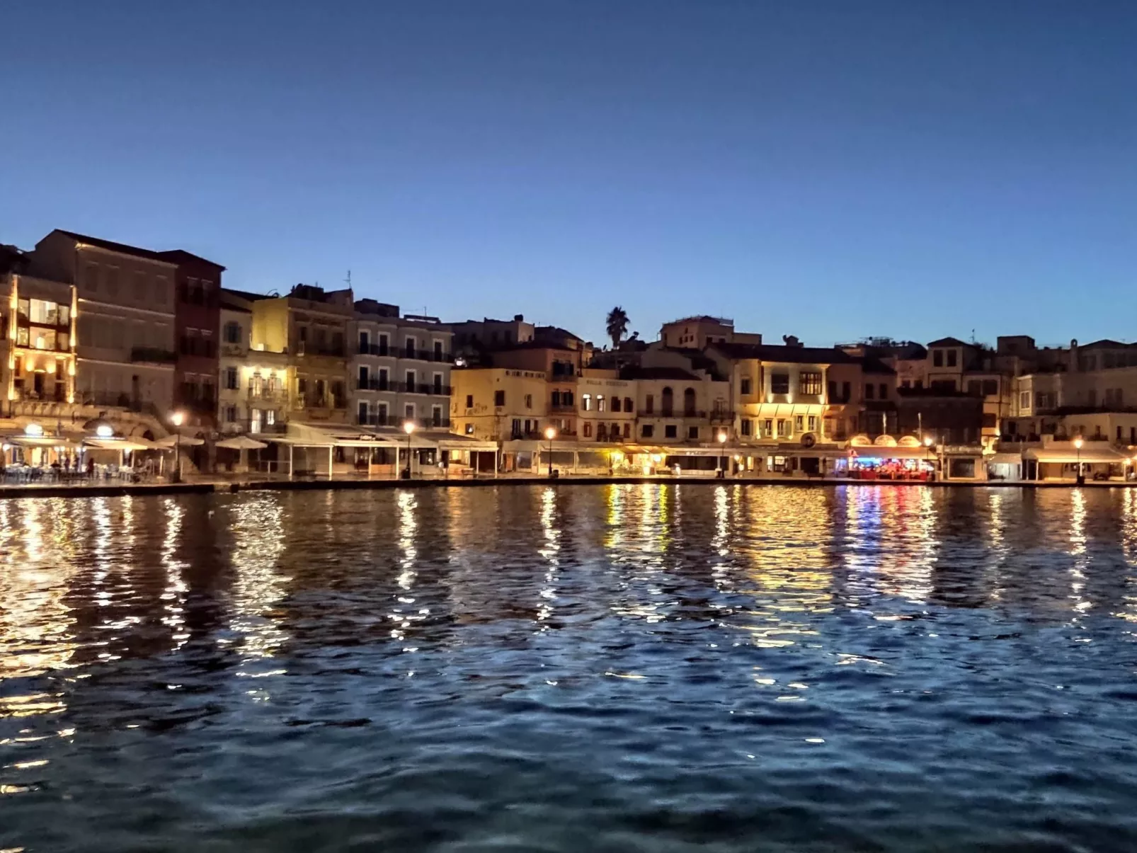 Geräumiges Apartment mit traumhaftem Blick vom Balkon - Image-tags.info