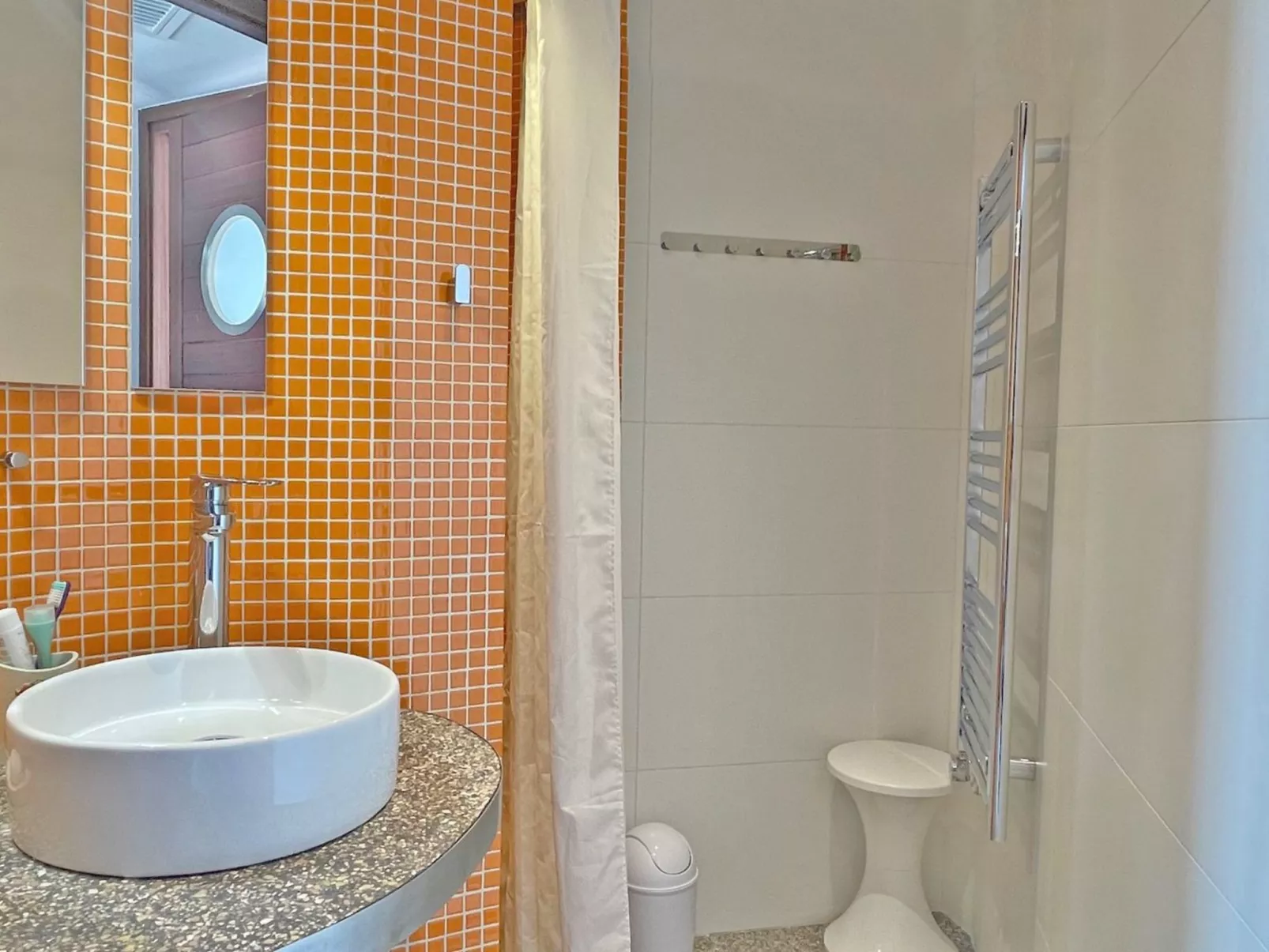 Haus 4 pers - Klimaanlage - Meerblick - Wifi - Binnen