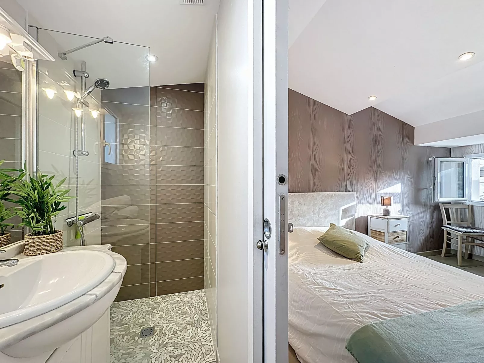 Les Rochers du Roi - Binnen