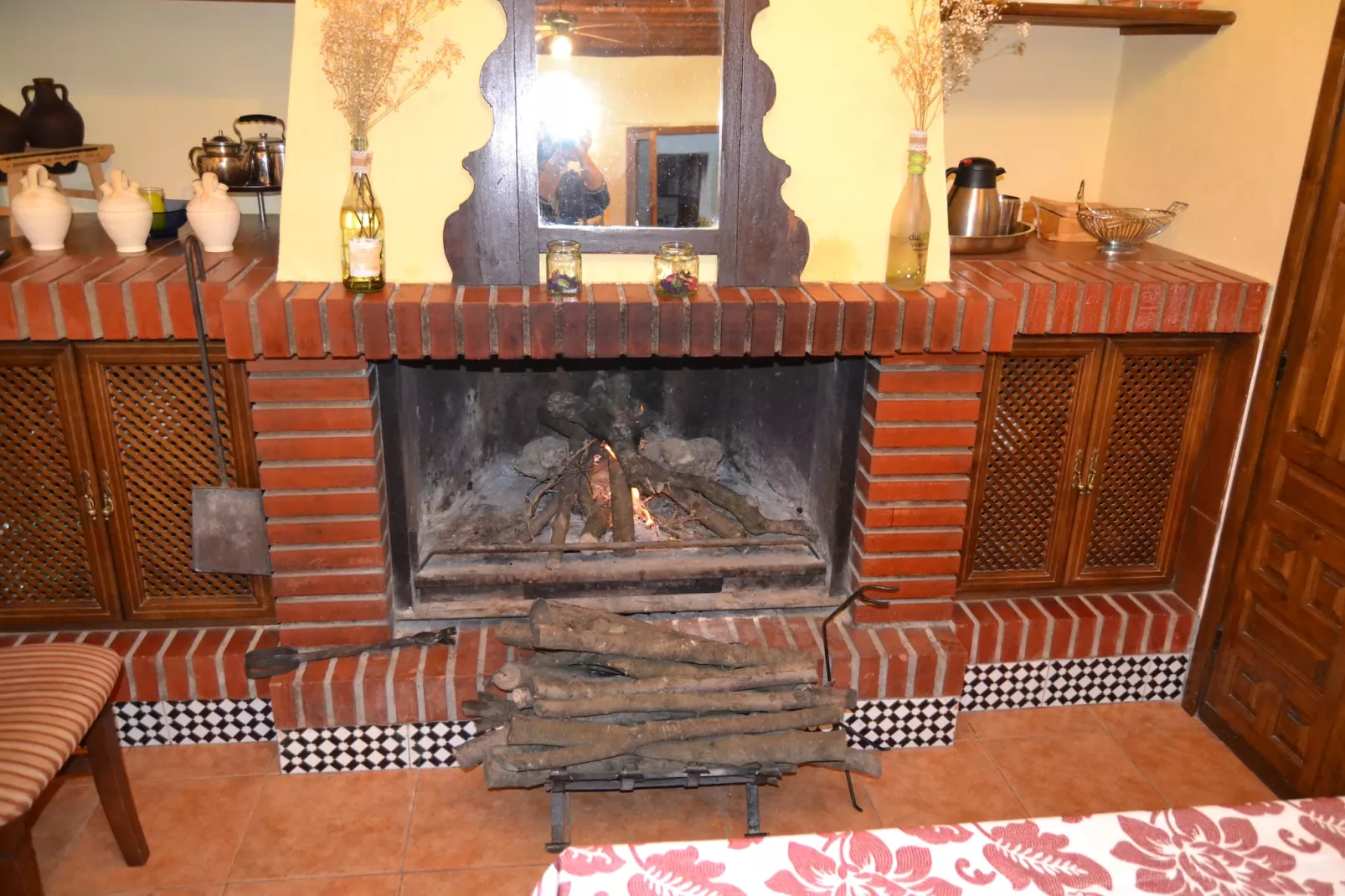 El Pintao ó La Corneja - Eetkamer