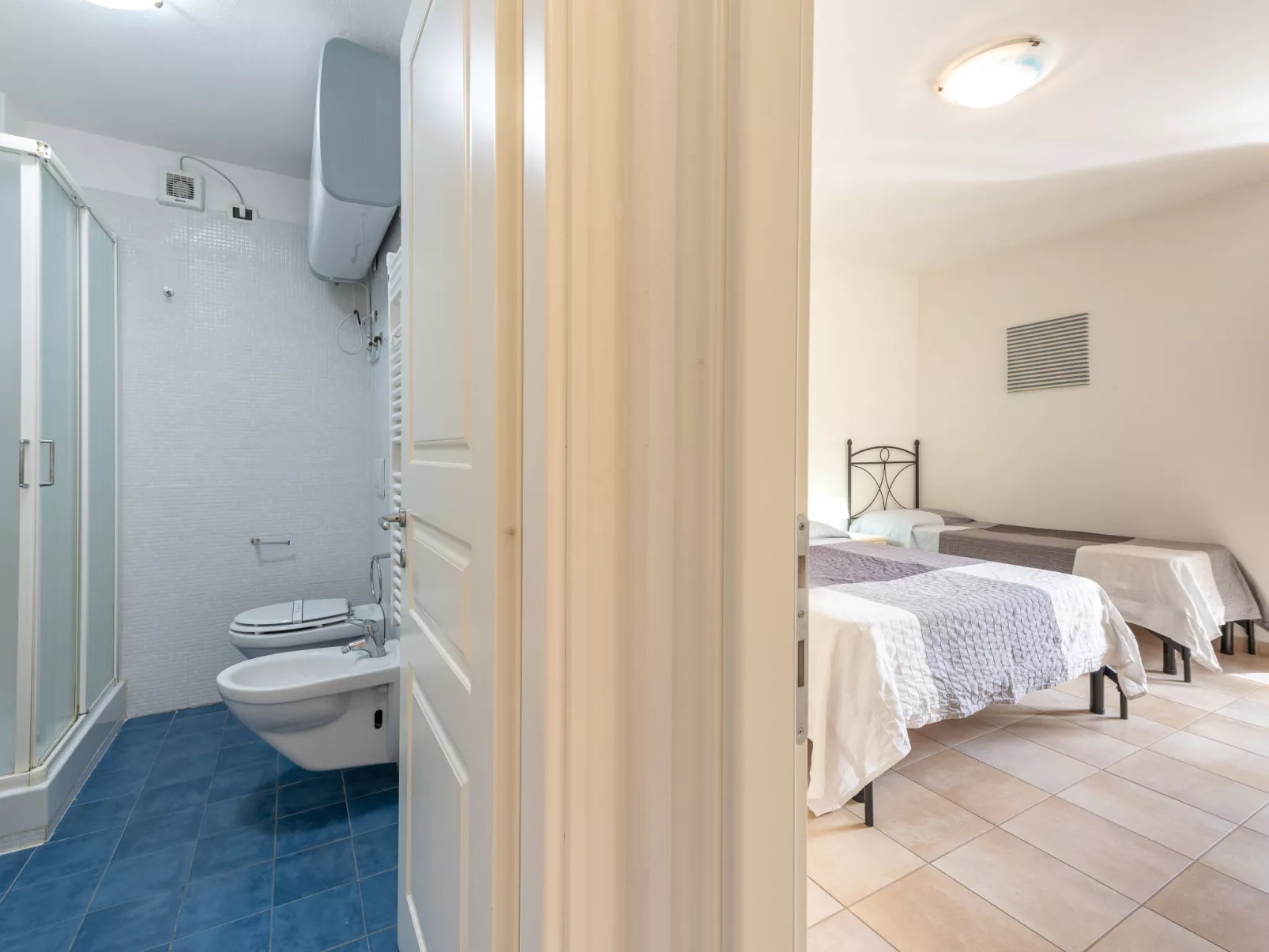 Aba Village - Binnen