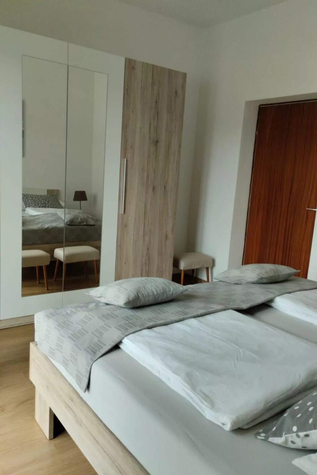 Appartement Bruna mit Terrasse und Meerblick - Binnen