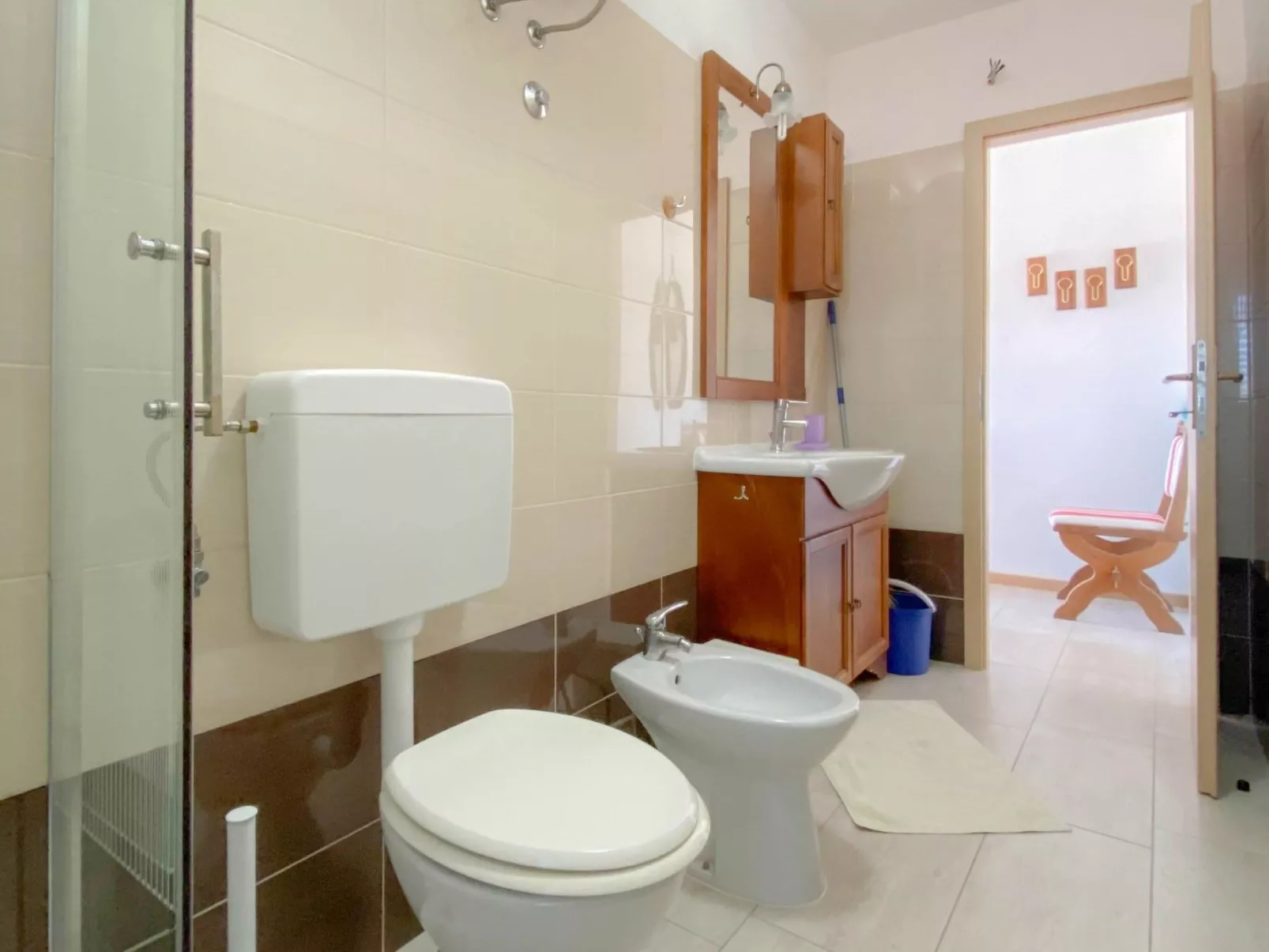 "Belvedere gore" - Binnen