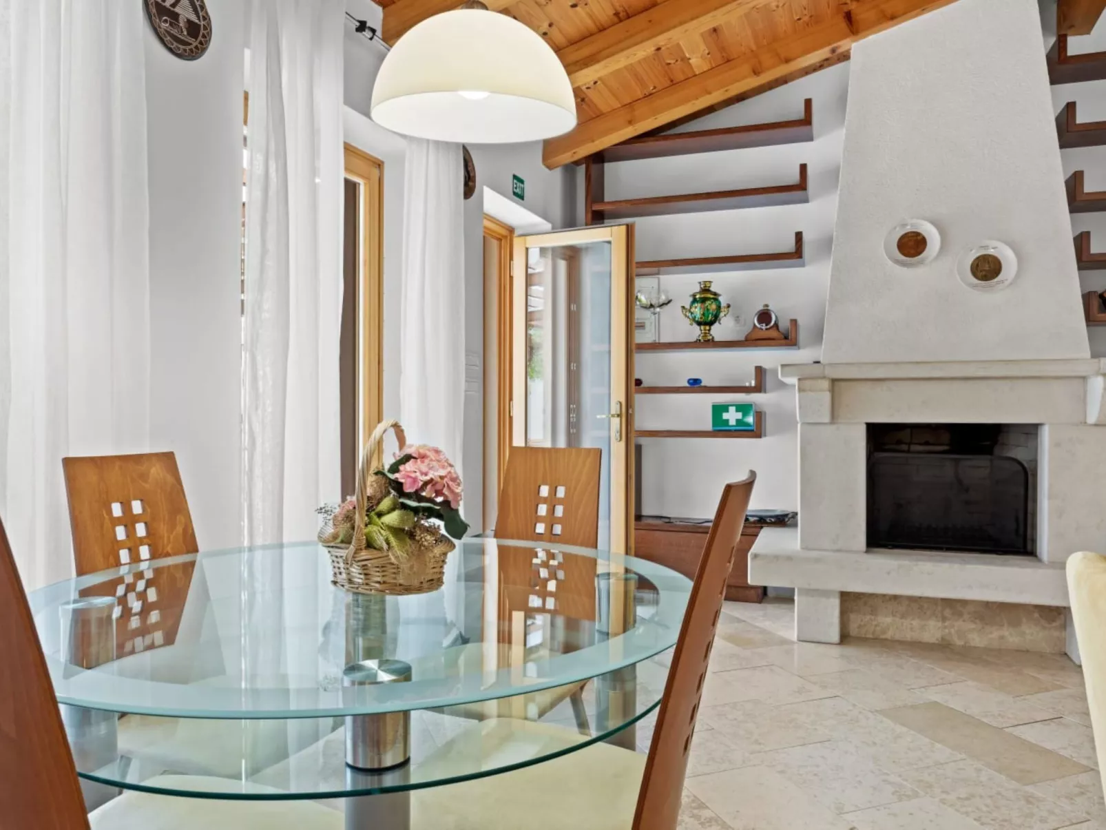 Villa Diana - Binnen