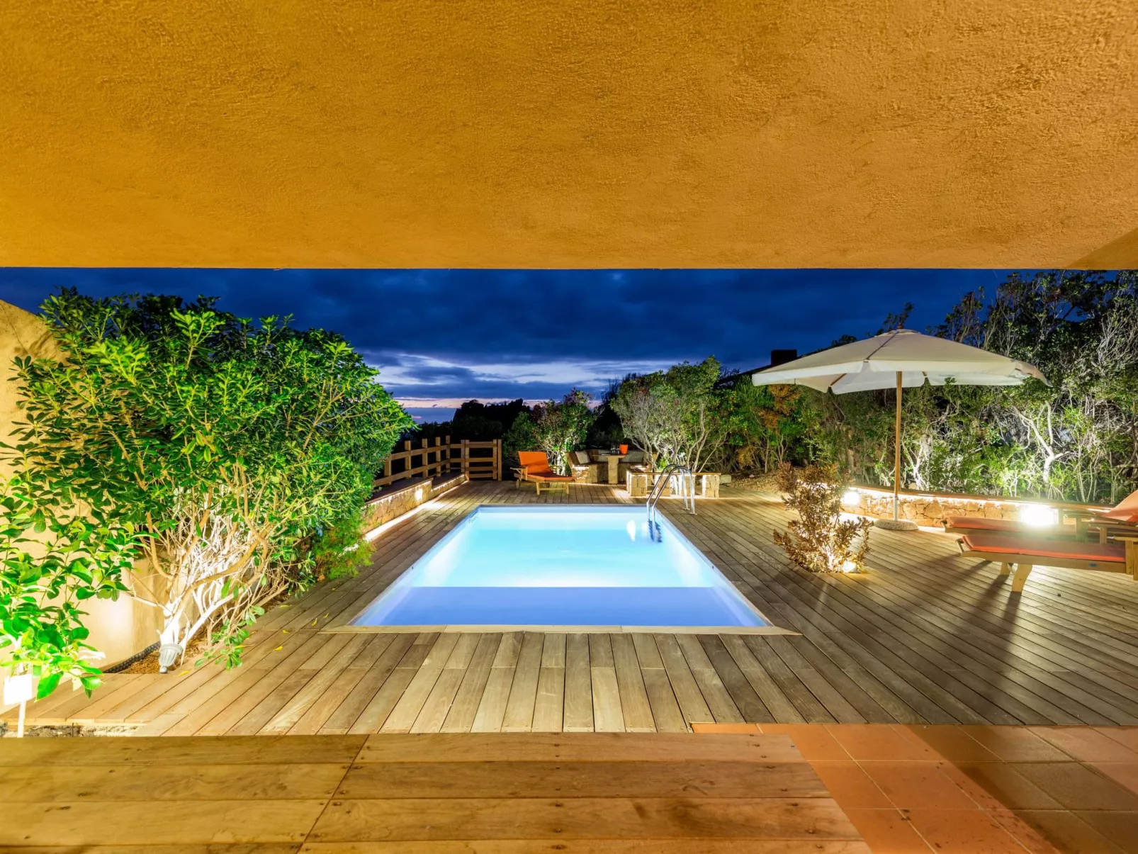 'Villa Beatrice' mit eigenem Pool - Buiten