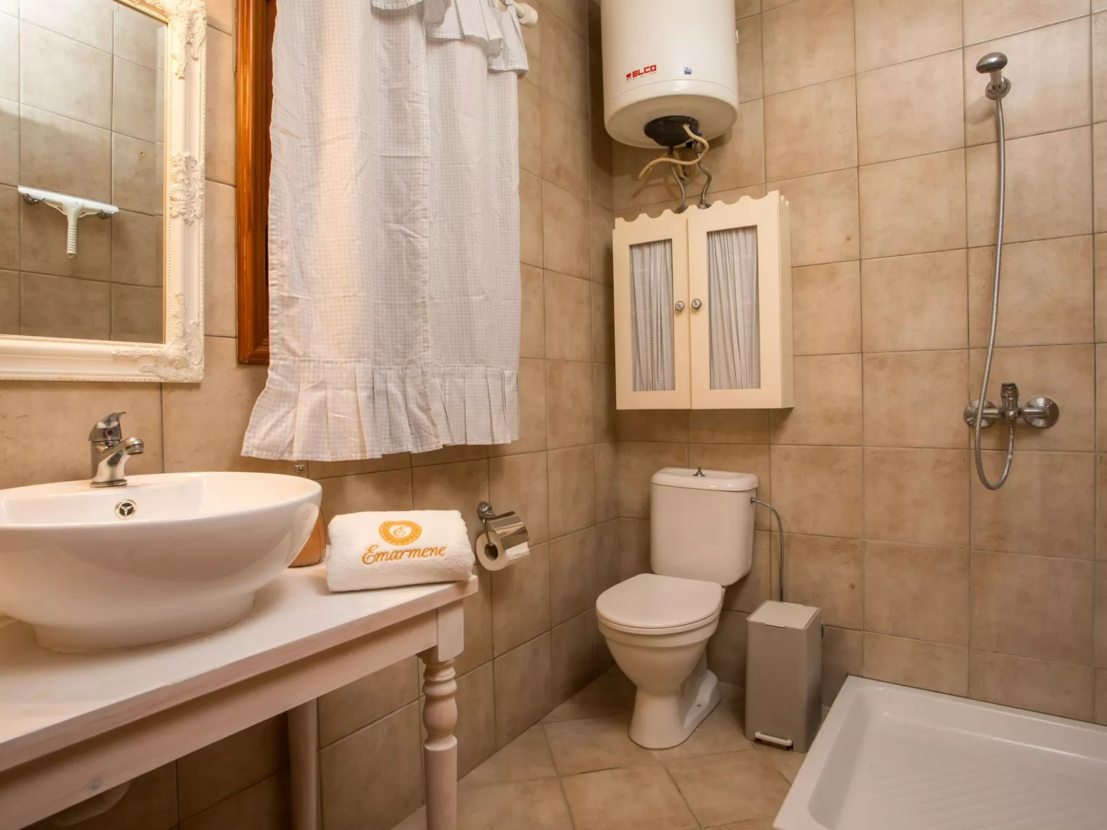 Emarmene - Dein Schicksal - Binnen