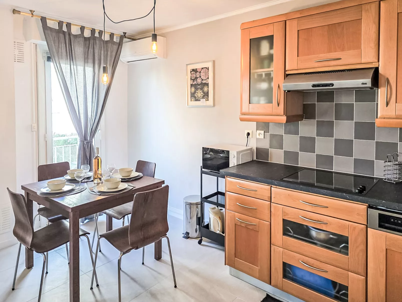 Reine Astrid - Binnen