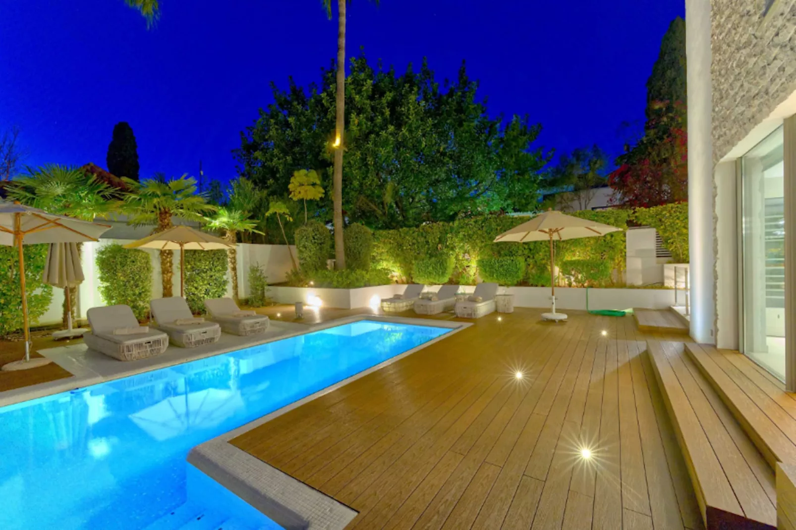 Contemporary & Very Spacious Villa Puerto Banus - Zwembad