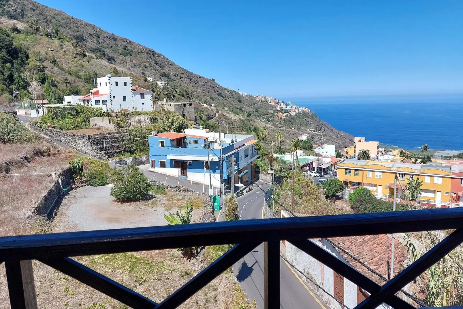 Apartamentos Monasterio de San Antonio 6 - Uitzicht zomer