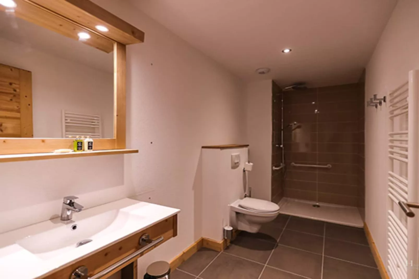 COMBLOUX Les Fermes du Mont Blanc - S12S - Badkamer