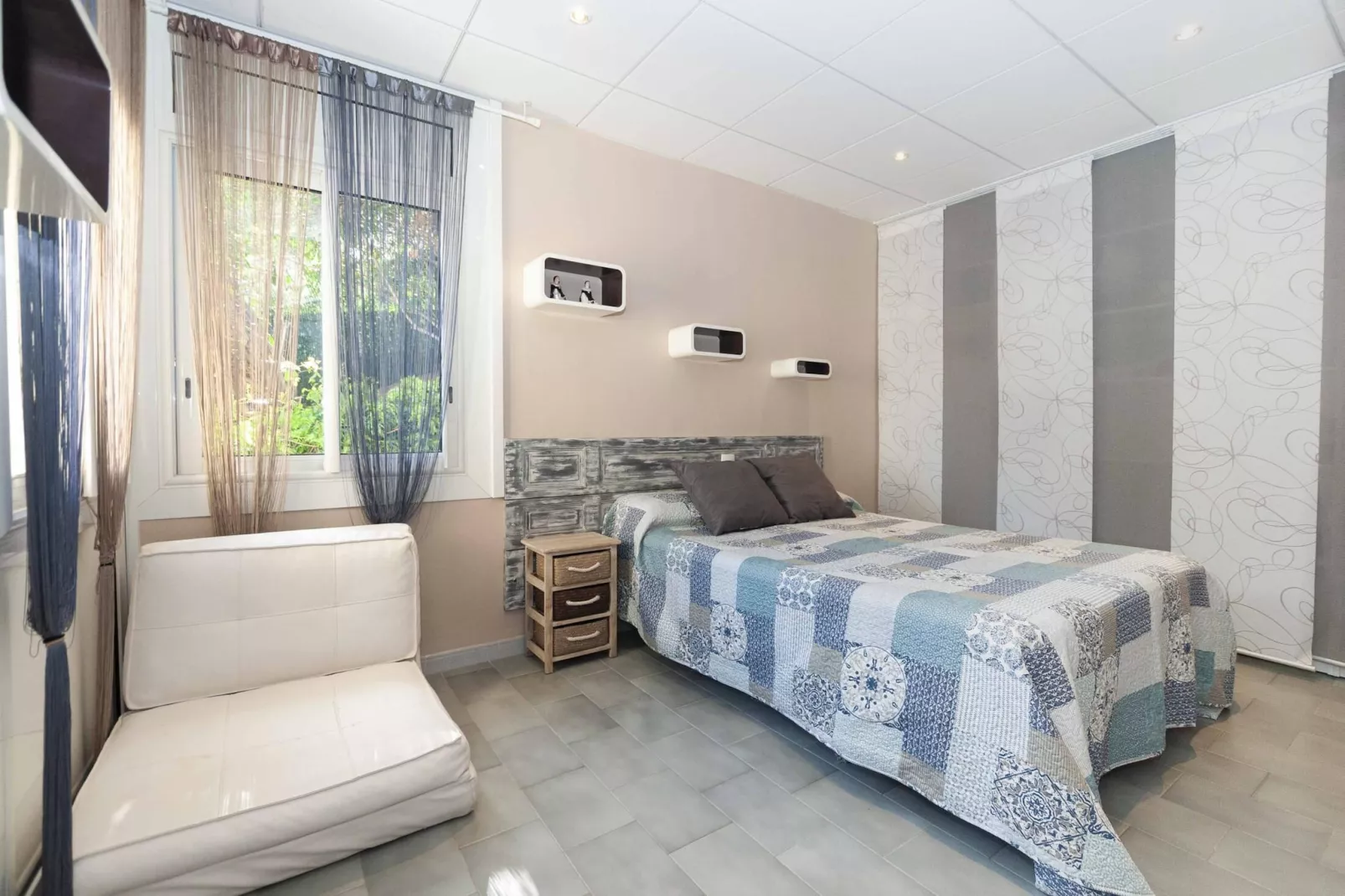 1233 VILA NEUS con piscina - Slaapkamer
