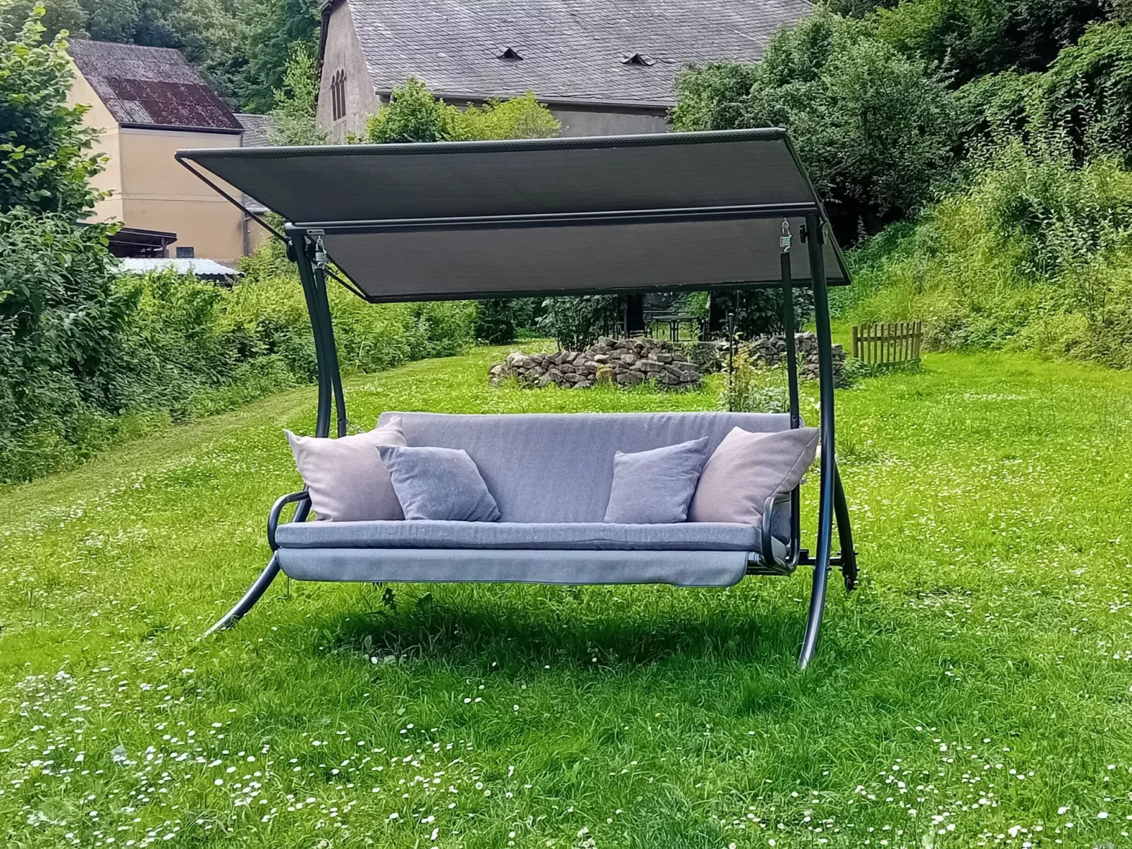 Tolle Wohnung in Klüsserath mit Großem Garten - Binnen