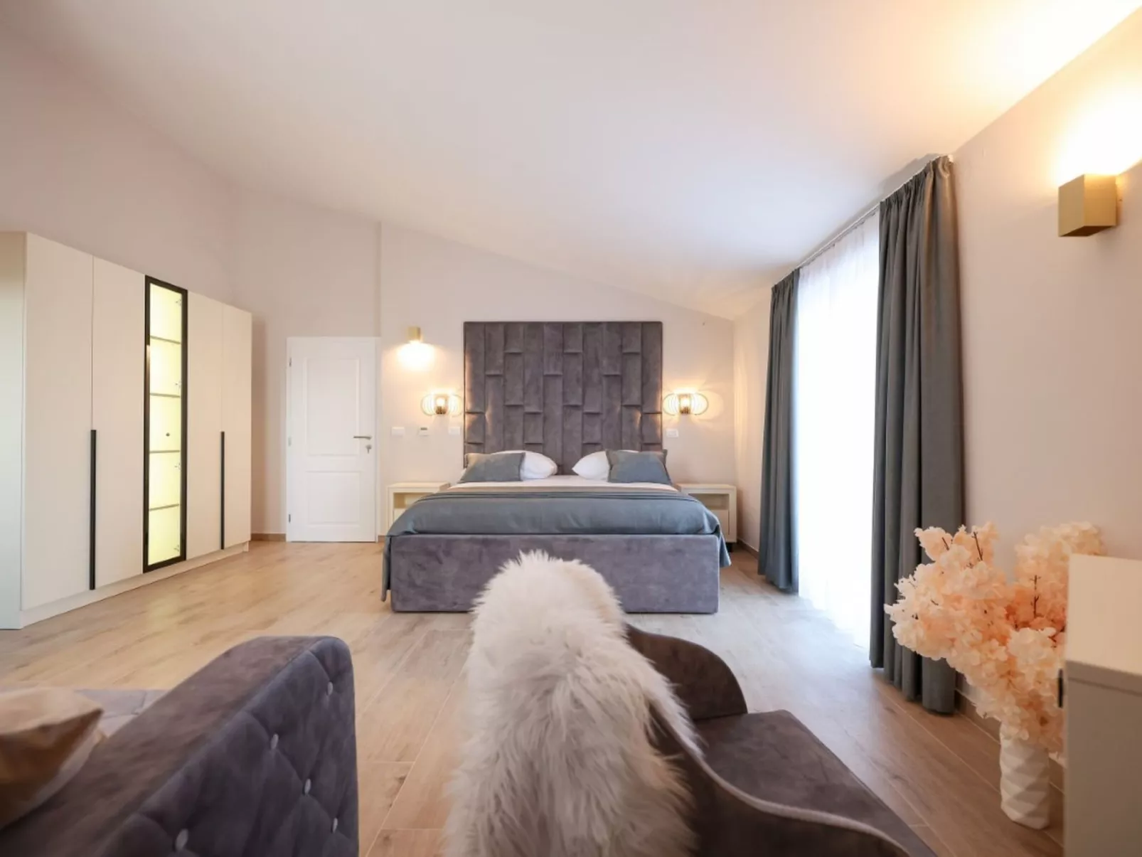 Zimmer "Graues Zimmer" mit privatem Balkon - Image-tags.info