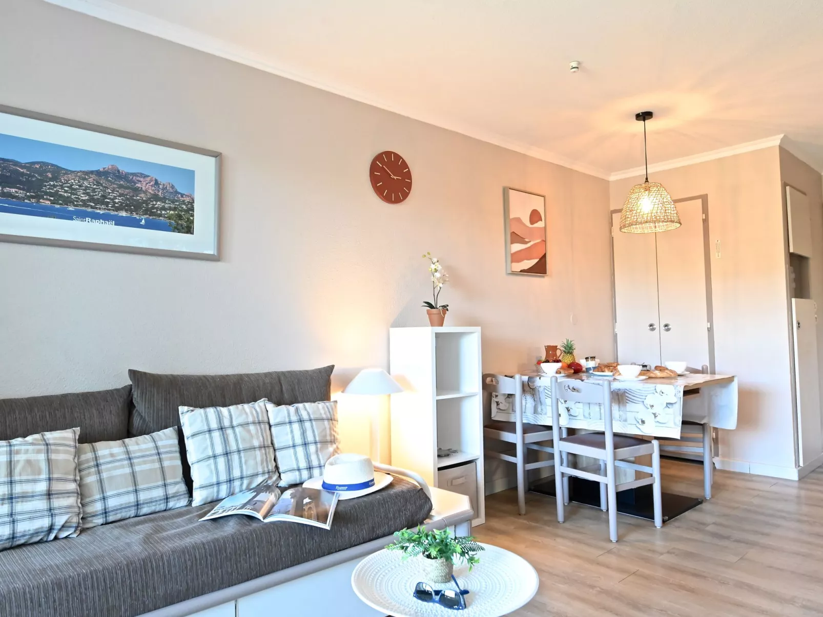 Village Cap Estérel - Le Belvédère - Binnen