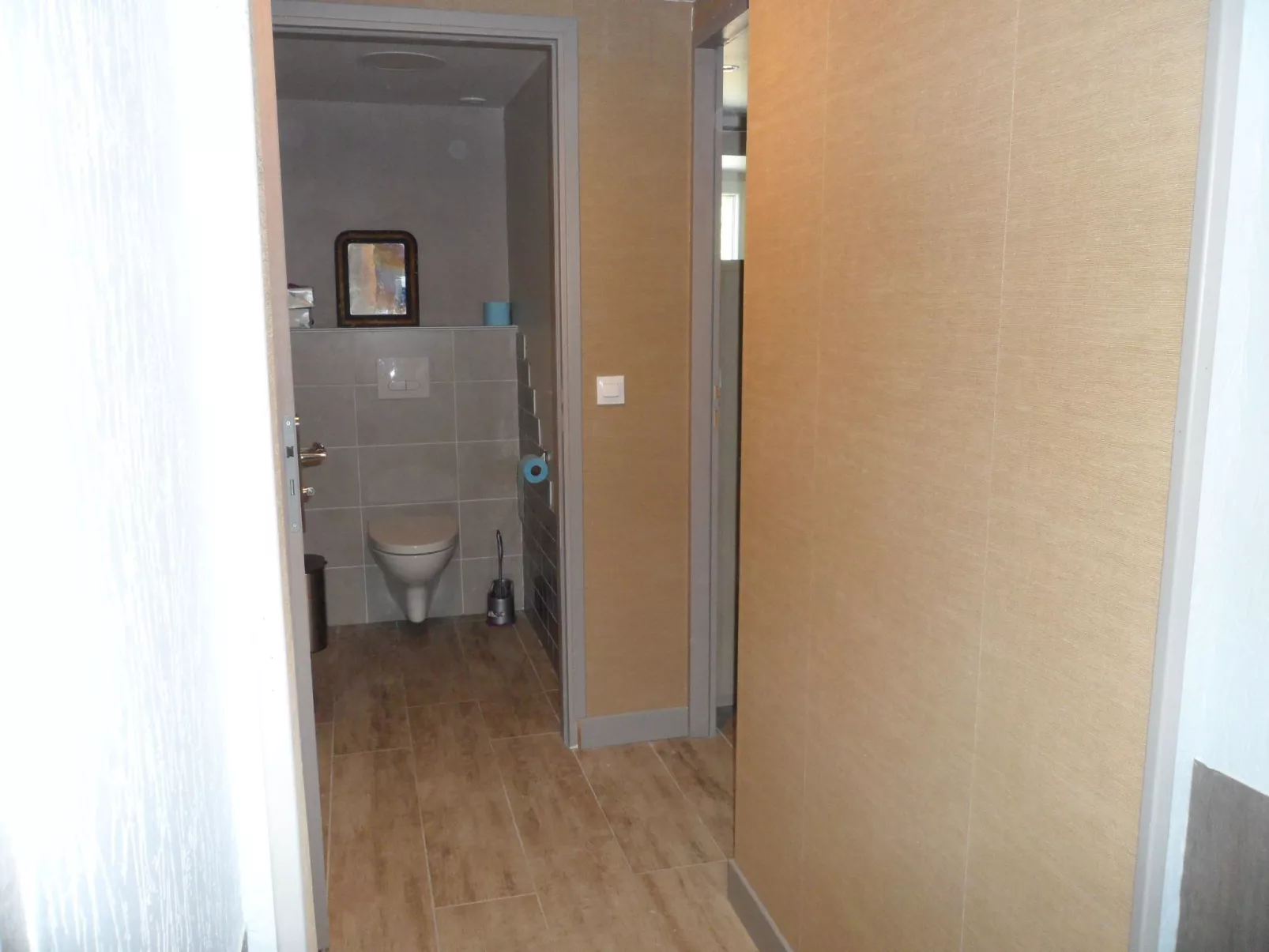 "Aelise" mit eigenem Pool - Binnen