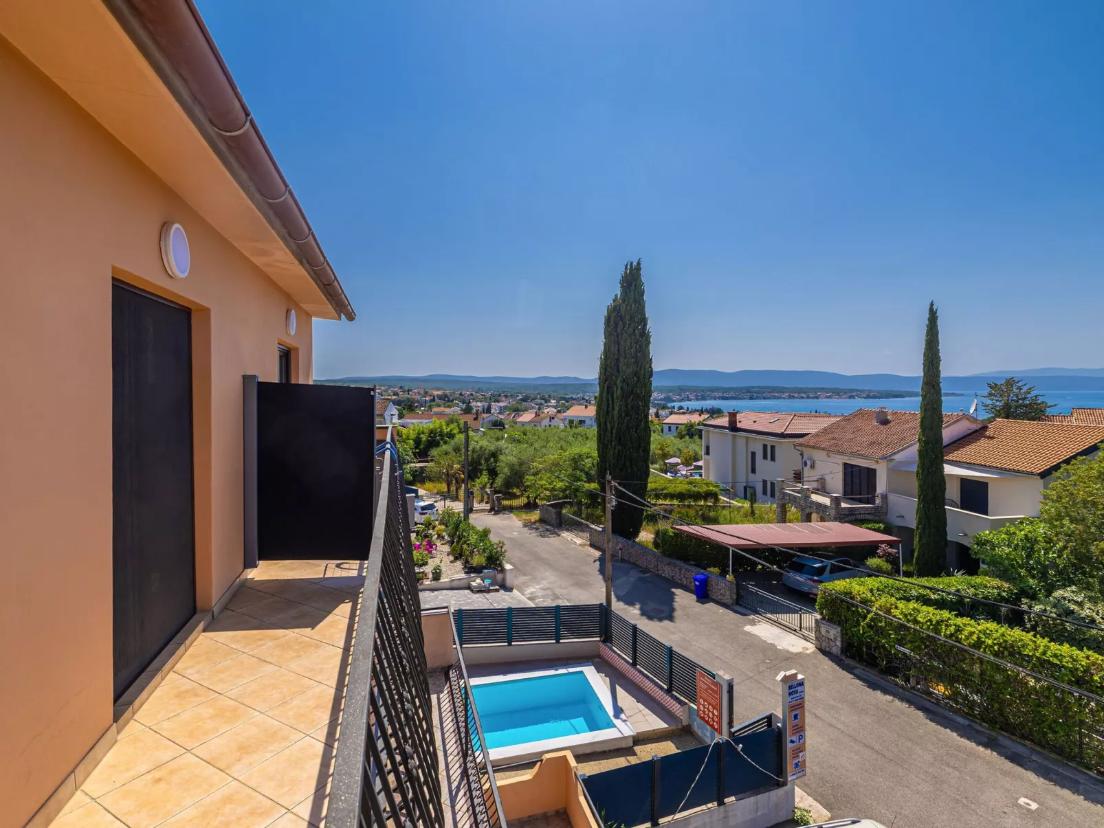 BELLONA -Malinska - Buiten