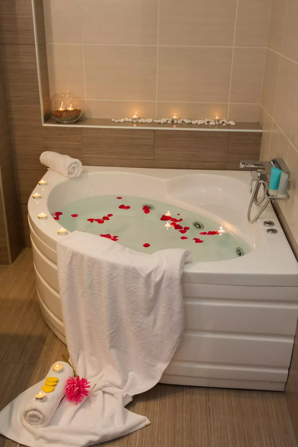 Haus in Adele mit Pool, Terrasse und Barbecue - Binnen