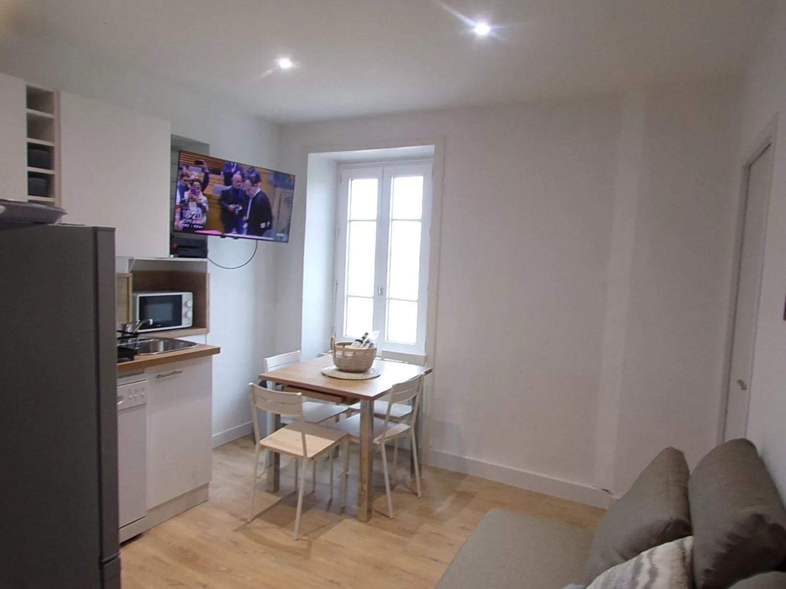 "Saphyr" mit Wi-Fi - Binnen