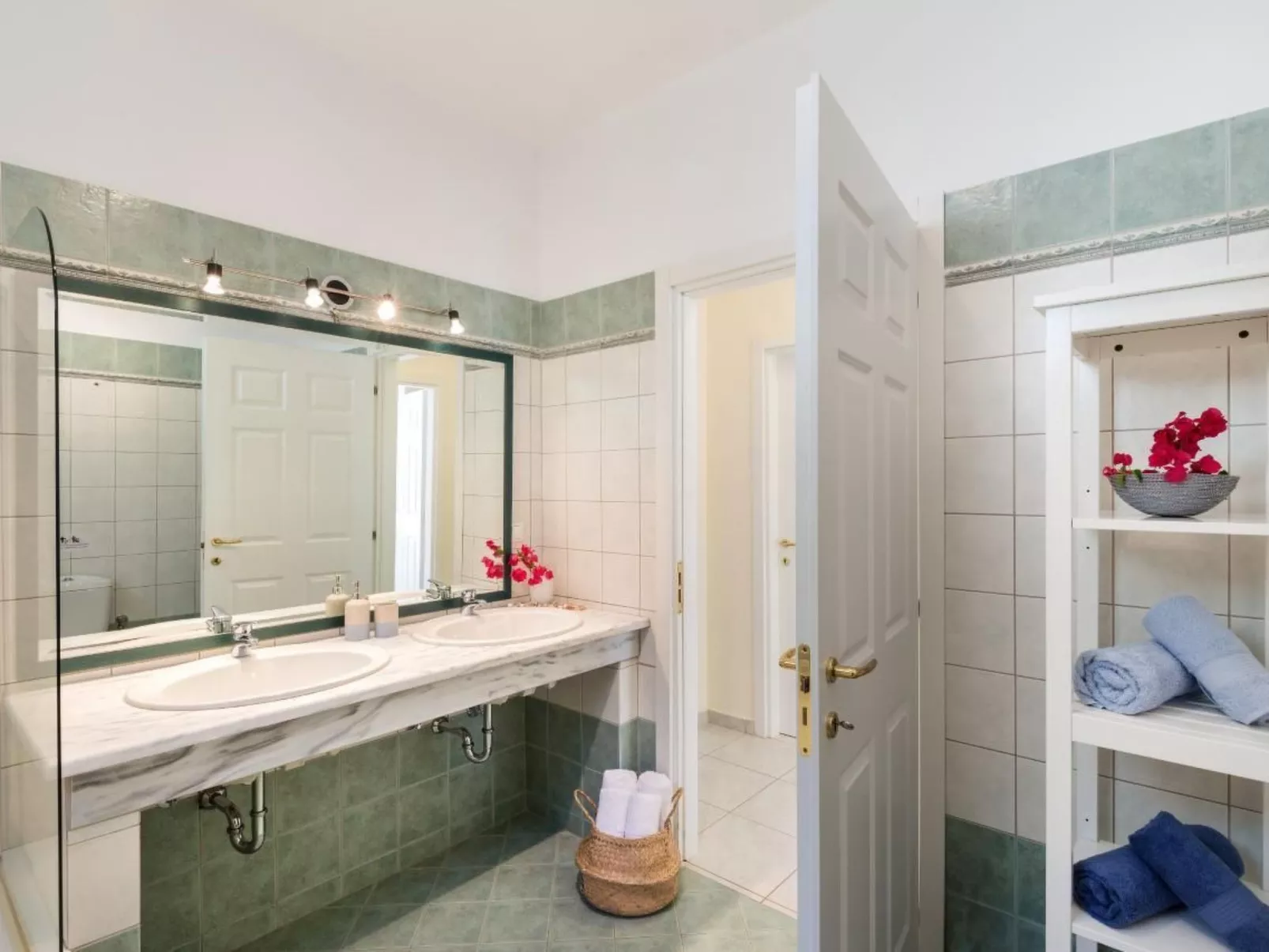 God Bacchus (God Dionysus) Villa - Binnen