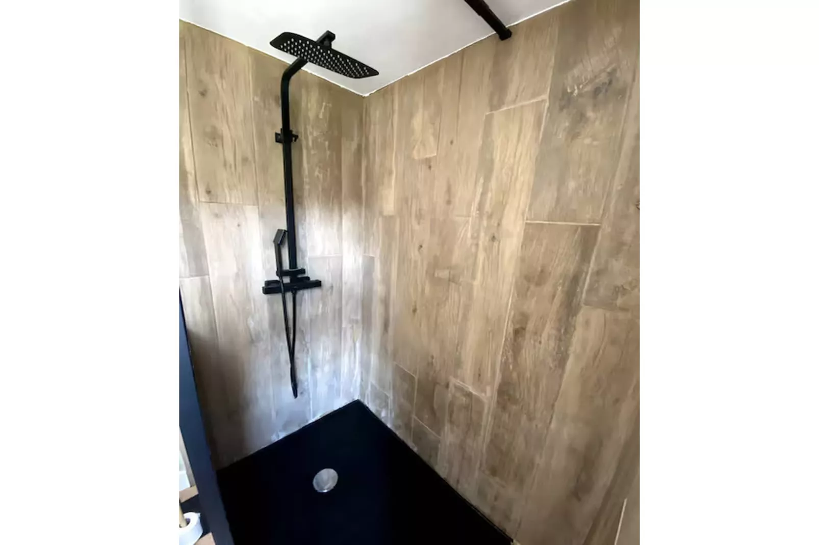 L'hermine  chambre d'hôte et Jacuzzi - Badkamer