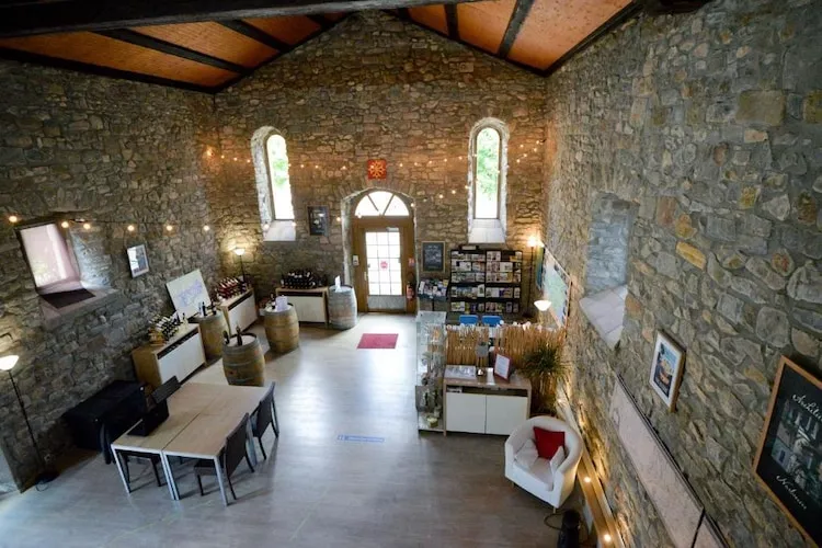 Résidence du Château de Jouarres - Azille // Apt 3 P 6 pers - Parkfaciliteiten
