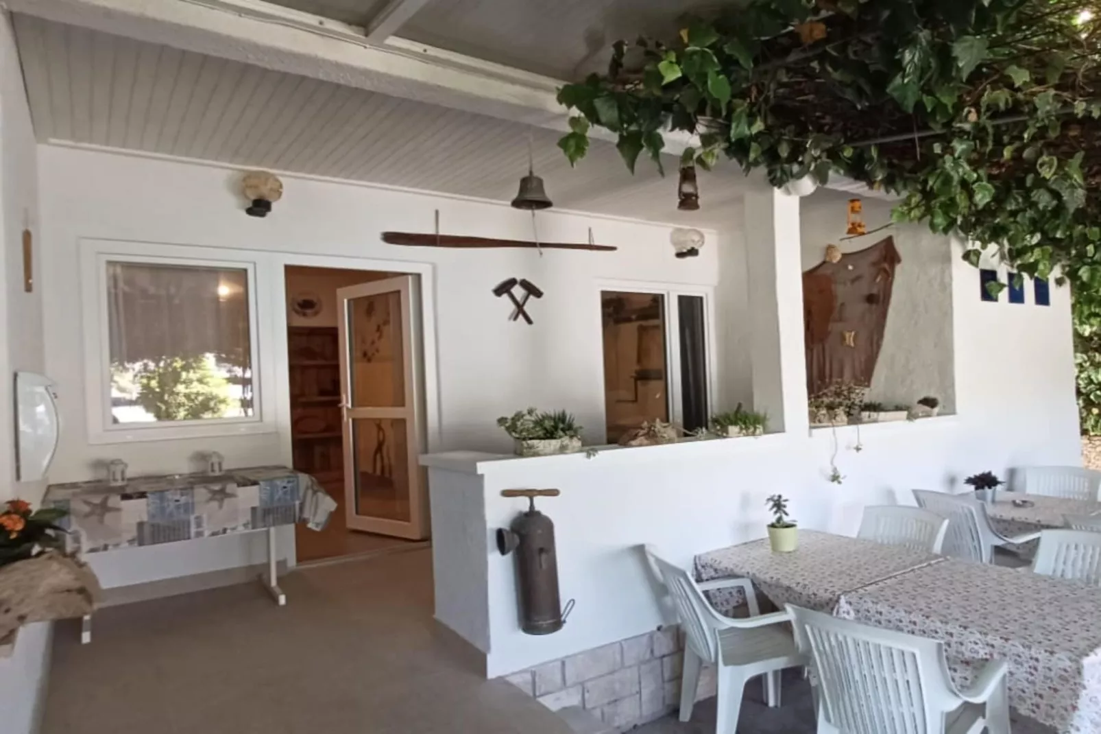 Guest House Green Corner Supetarska Draga - One Bedroom Apartment With Balcony and Sea View - Faciliteiten